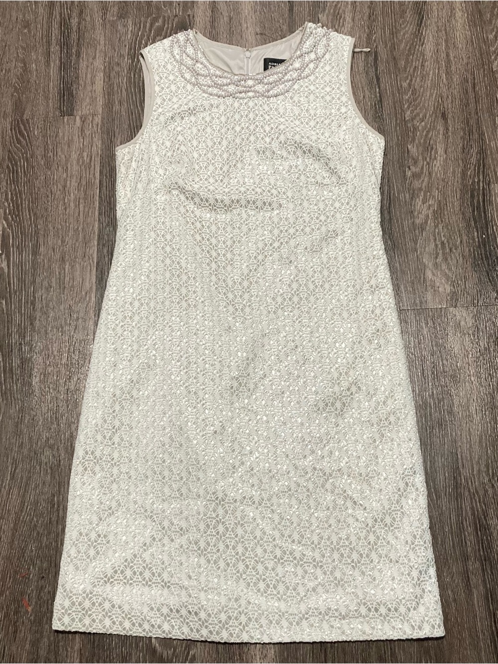 Adrianna Papell White Lace Faux Pearl Beaded Neckline Shift Dress Size 8